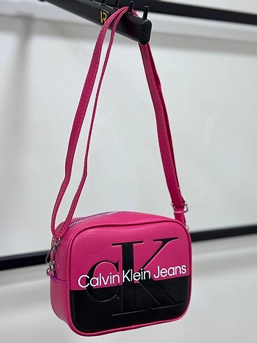 Calvin Klein Kelvin clean çanta