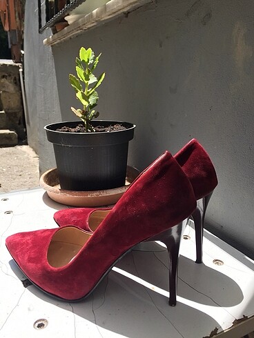 Bordo stiletto ayakkabı