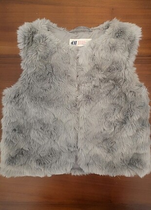 H&M 4-5 yaş peluş yelek gri