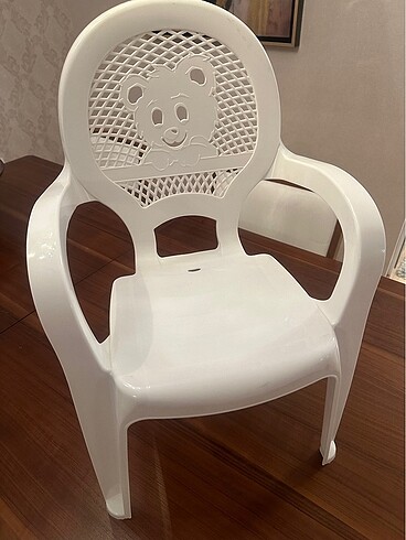 Siesta Panda plastik beyaz çocuk sandalyesi