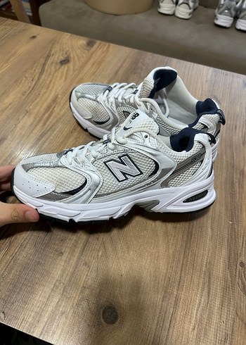 New Balance ürünü
