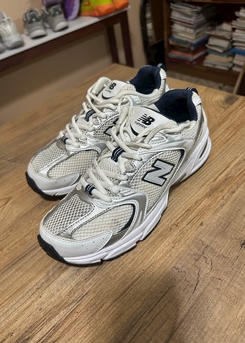 New Balance ürünü