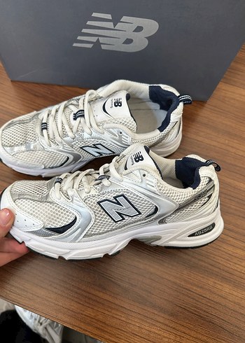 New Balance ürünü
