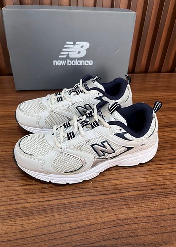 New Balance ürünü
