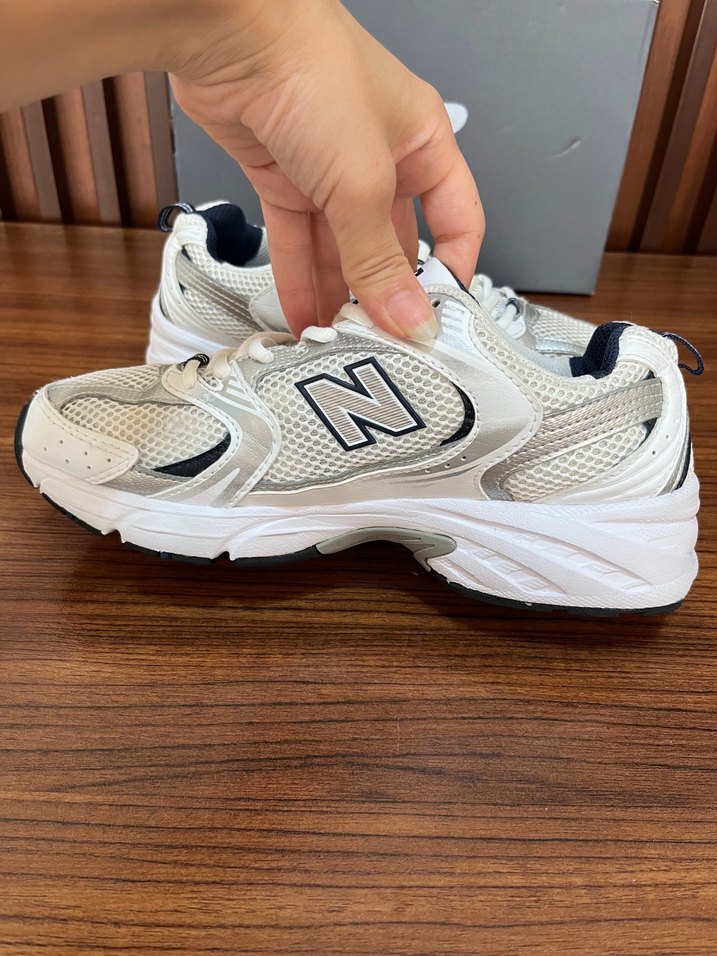 NEW BALANCE 530 — görsel 4/11