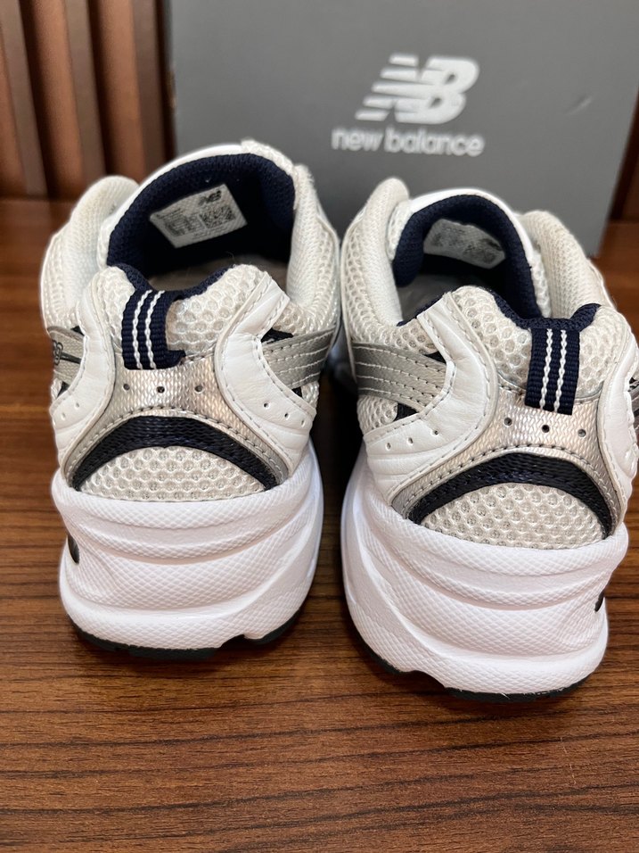 NEW BALANCE 530 — görsel 8/11
