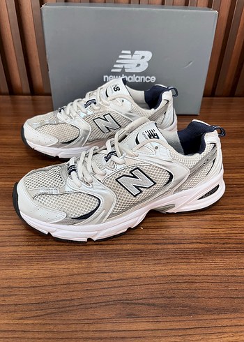 New Balance ürünü