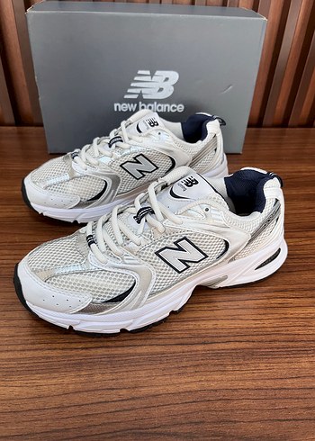 New Balance ürünü
