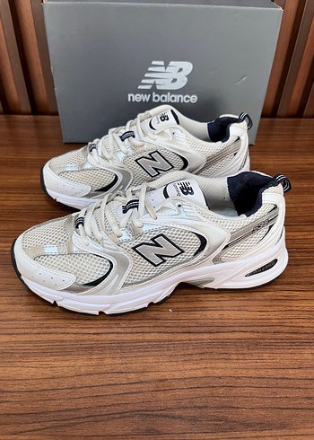 New Balance ürünü