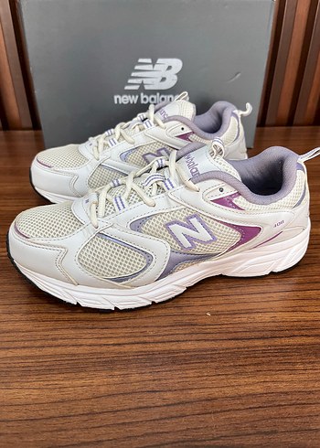 New Balance ürünü