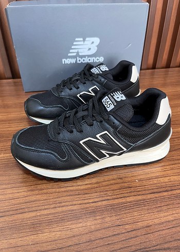 New Balance ürünü