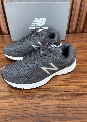 New Balance ürünü