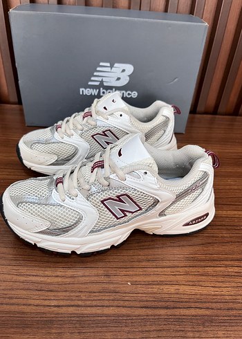 New Balance ürünü