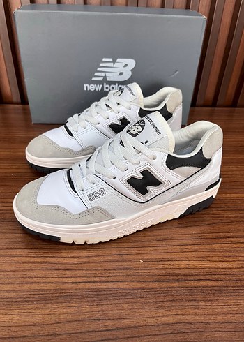 New Balance ürünü