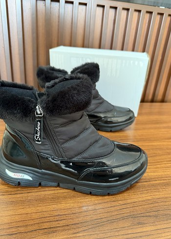 Skechers ürünü