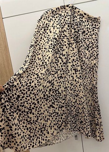 Leopar Desenli Bej Uzun Kadın Etek - Görsel 2