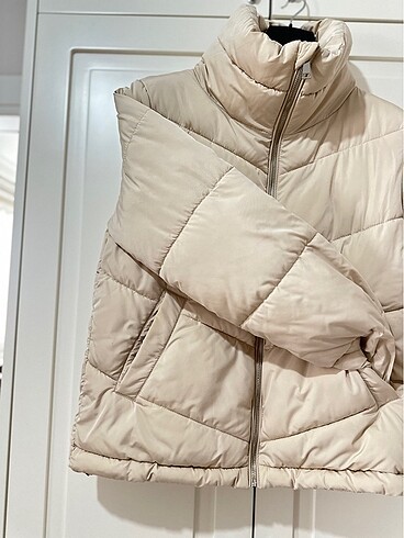 Stradivarius Stradivarius dik yaka şişme mont