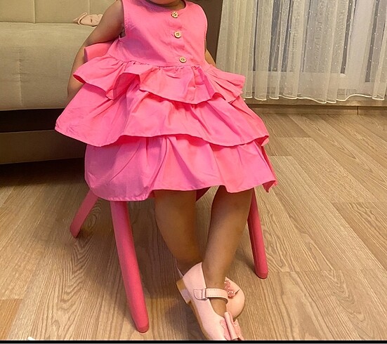 Kız bebek elbise
