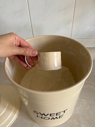  Beden Renk Emaye un kovası