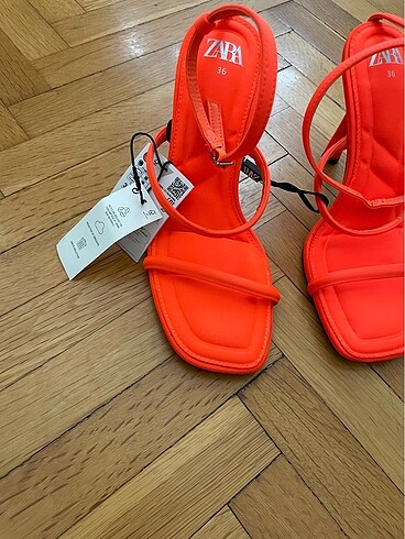 36 Beden Zara topuklu sandalet
