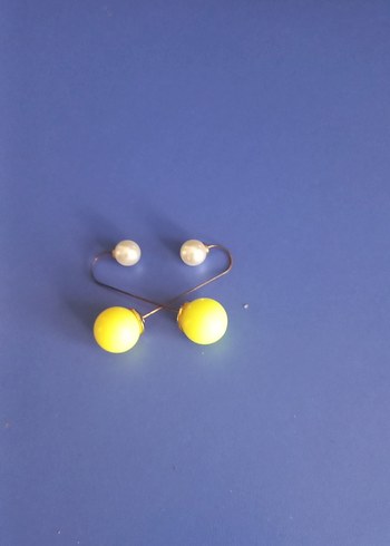 Diger Sarı Boncuklu Midi Küpe