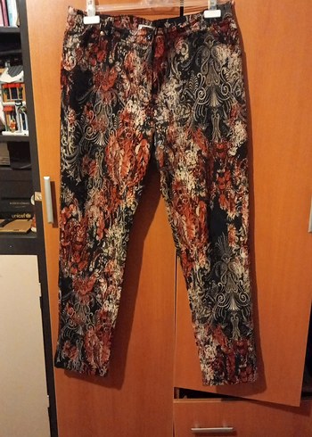 Desenli Bol Kesim Kahverengi Kadın Kumaş Pantolon