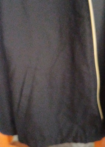 Siyah Fermuarlı kapişonlu yanlardan cepli Kadın Sweatshirt - Görsel 2