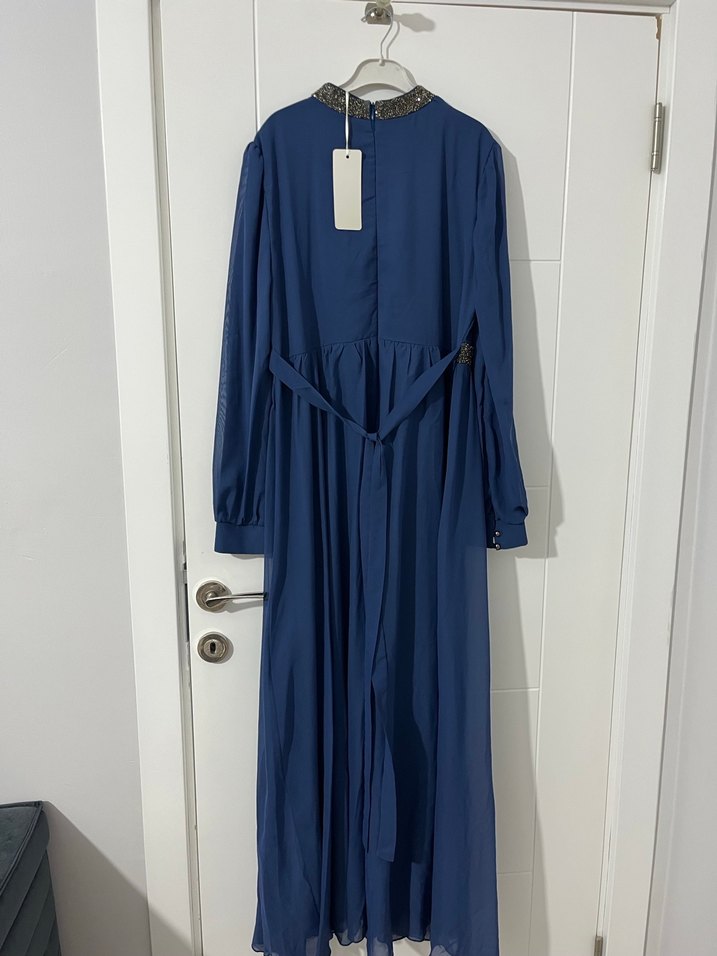 Mavi Uzun Kollu İşlemeli Abiye Elbise - Görsel 3