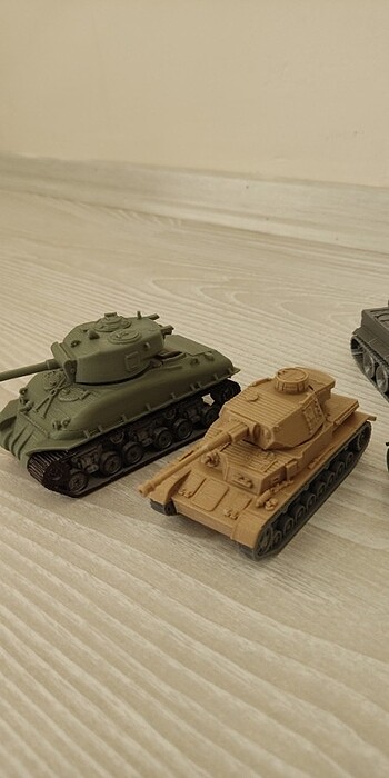  Beden Renk 3D model tanklar