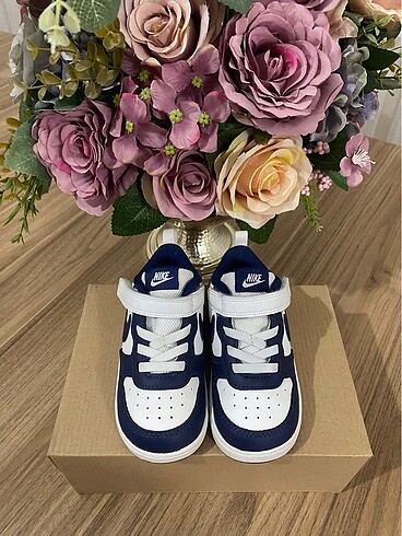 23 Beden Orijinal Nike Çocuk Ayakkabısı
