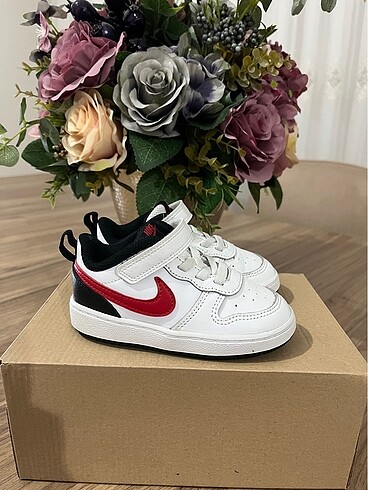 23 Beden Orijinal Nike Çocuk Ayakkabısı