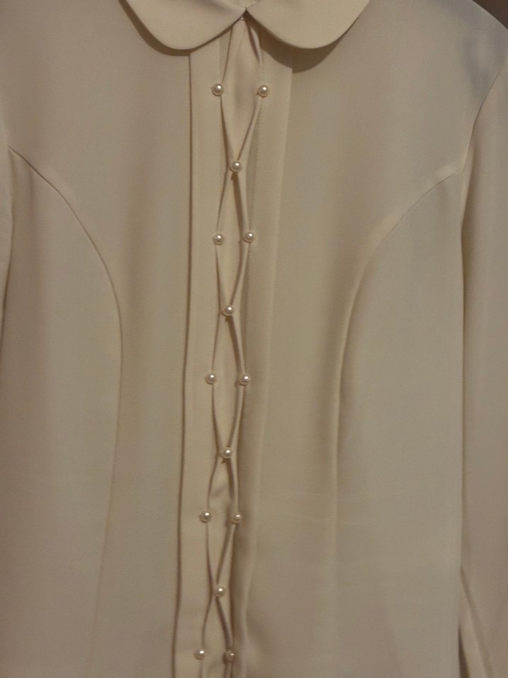 Bebe yaka krem rengi incili gömlek - Görsel 2