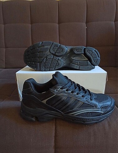 41 Beden Adidas yazlık spor ayakkabı