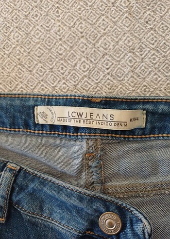 LC Waikiki Bohem Gri Düğmeli Kadın Jean