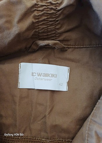 Bej LC Waikiki Outerwear bayan Rozeti