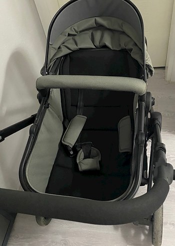 Gri Çift Yönlü Bebek Arabası ve Puset - Görsel 3