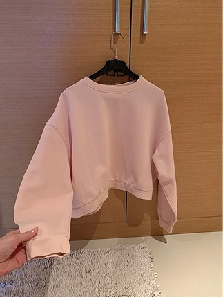 H&M sweatshirt