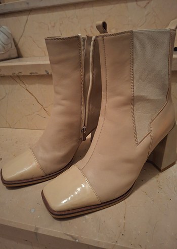 Bej Deri Kadın Topuklu Botlar - Görsel 6