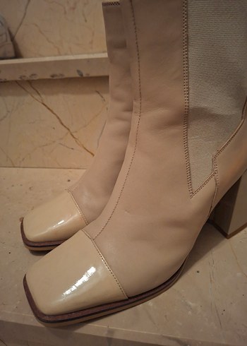 Bej Deri Kadın Topuklu Botlar - Görsel 5