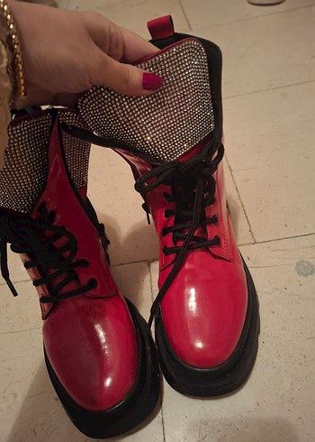 Kırmızı Deri Yüksek Topuklu Bağcıklı Bot - Görsel 5