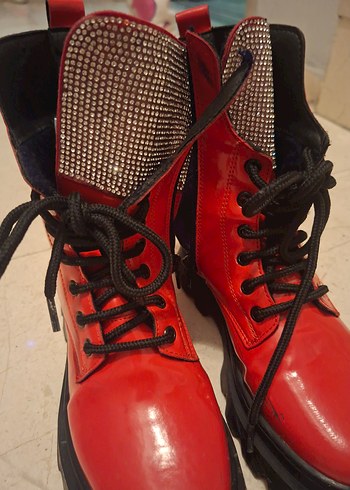 Kırmızı Deri Yüksek Topuklu Bağcıklı Bot - Görsel 6