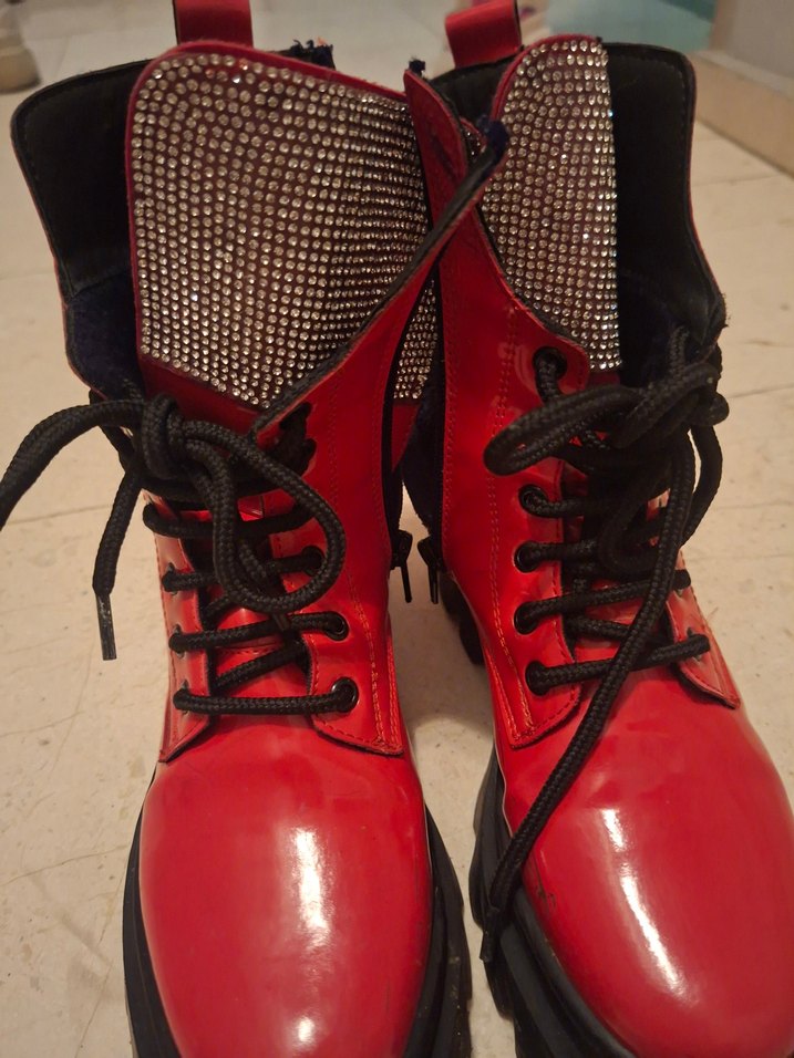 Kırmızı Deri Yüksek Topuklu Bağcıklı Bot - Görsel 2