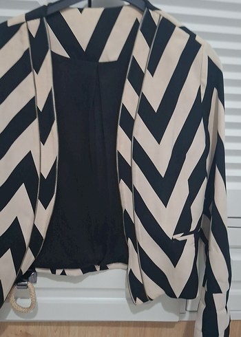 Zebra Desenli Kadın Ceket - Görsel 4