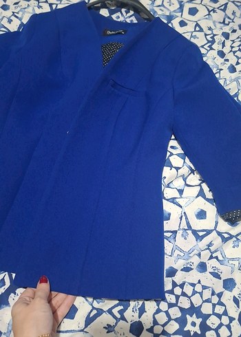 Mavi Düğmeli Ofis Blazeri - Görsel 2