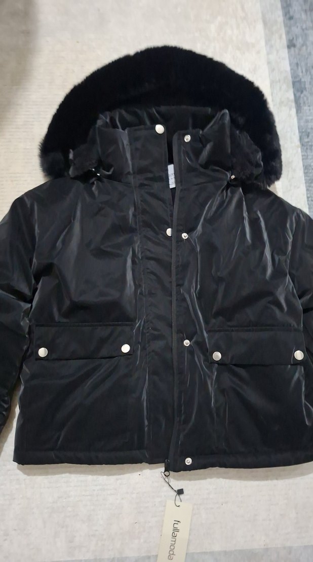 Kürklü Siyah Kadın Kışlık Mont - Görsel 4