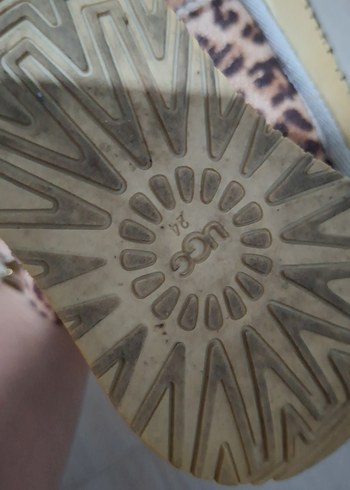 Kız Çocuk Leopar Desenli Kürklü Bot - Görsel 2