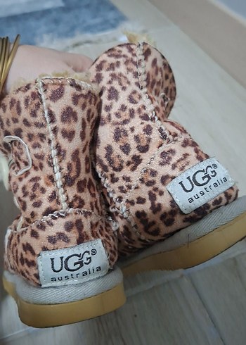 Kız Çocuk Leopar Desenli Kürklü Bot - Görsel 3