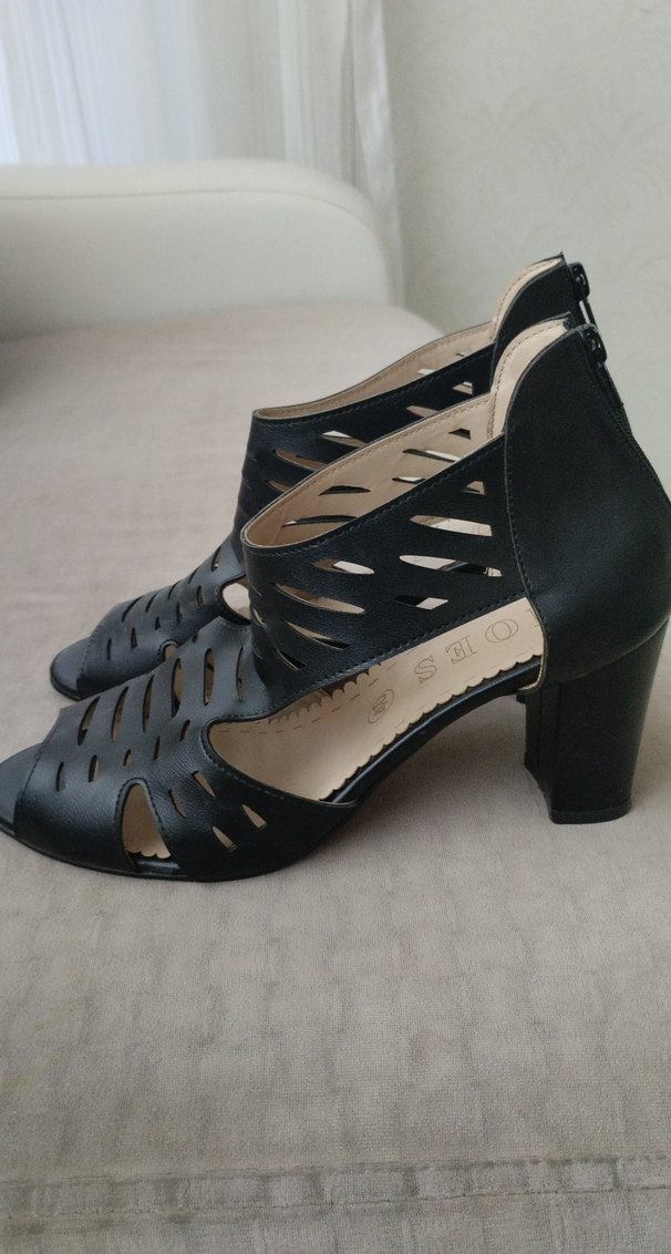 Siyah Kadın Dolgu Topuklu Stiletto - Görsel 2