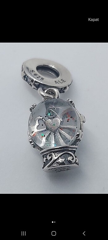 Kar küresi charm