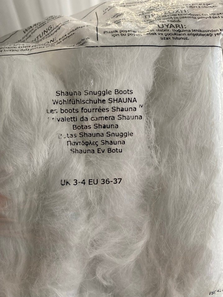 2 çift   Beyaz Kürklü Ev botu sıcacık - Görsel 5